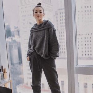 H&M dark grey big collar sweater M